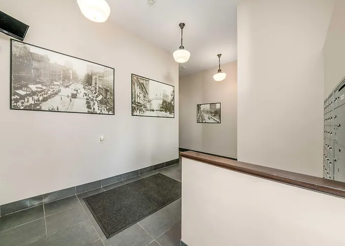 Parking, Walk To Convention Center, Secured Entry * Columbus